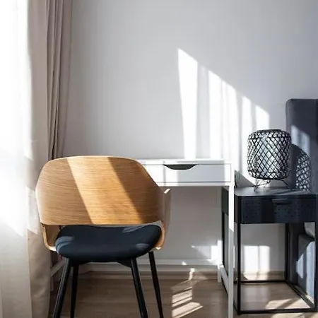 Madrid: A Modern 2-bedroom With Parking Apartment Sofia