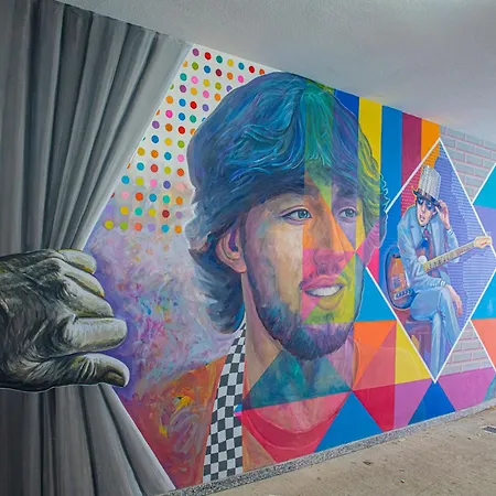 Madrid: A Modern 2-bedroom With Parking Apartment *